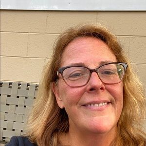 Meet your Posher, Peggy